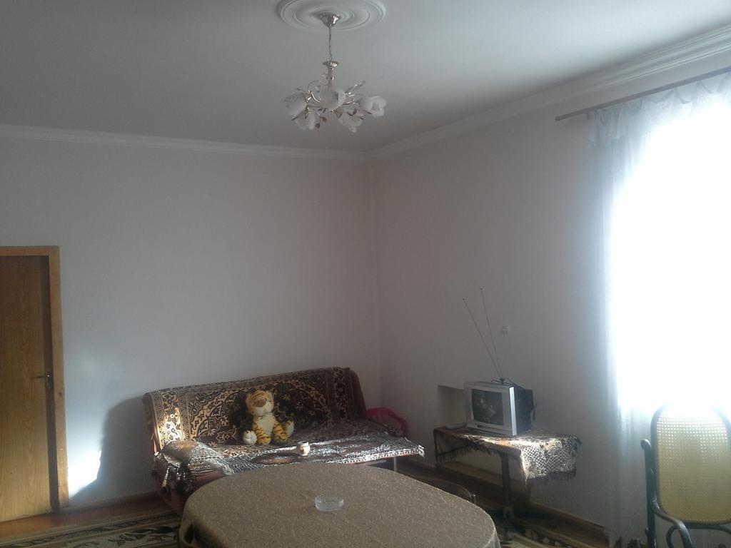 Spandaryan House Yeghegnadzor Rum bild